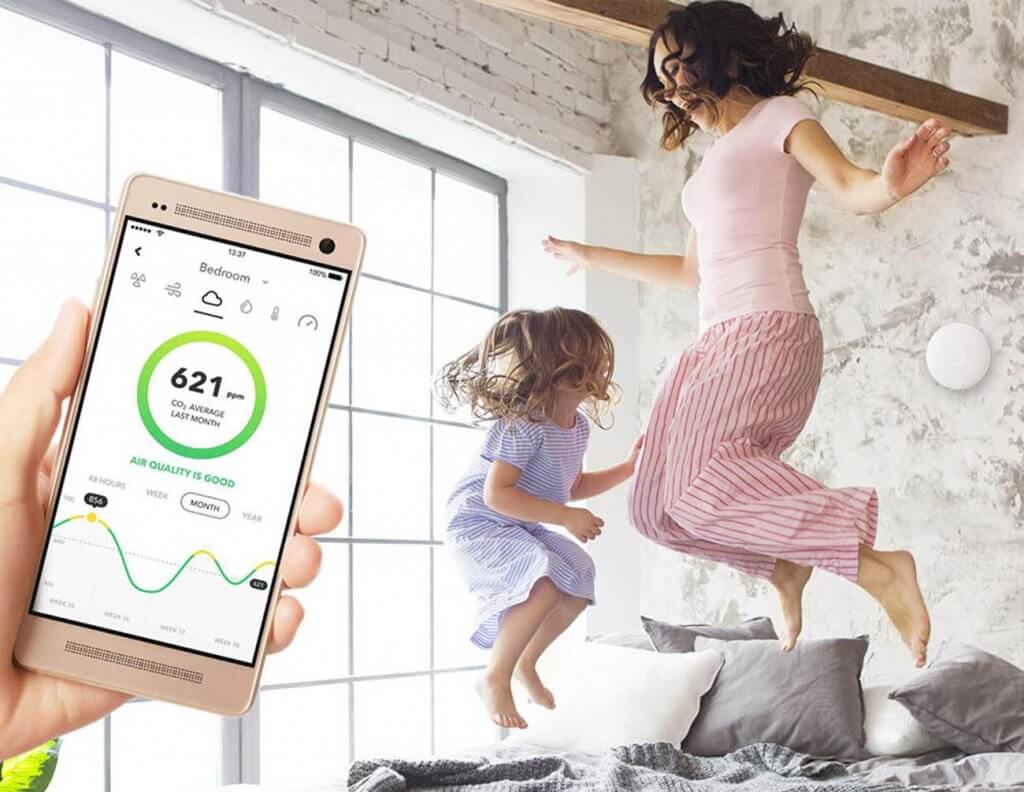 Smartphone app of the Airthings Wave Plus Indoor Air Quality Monitor