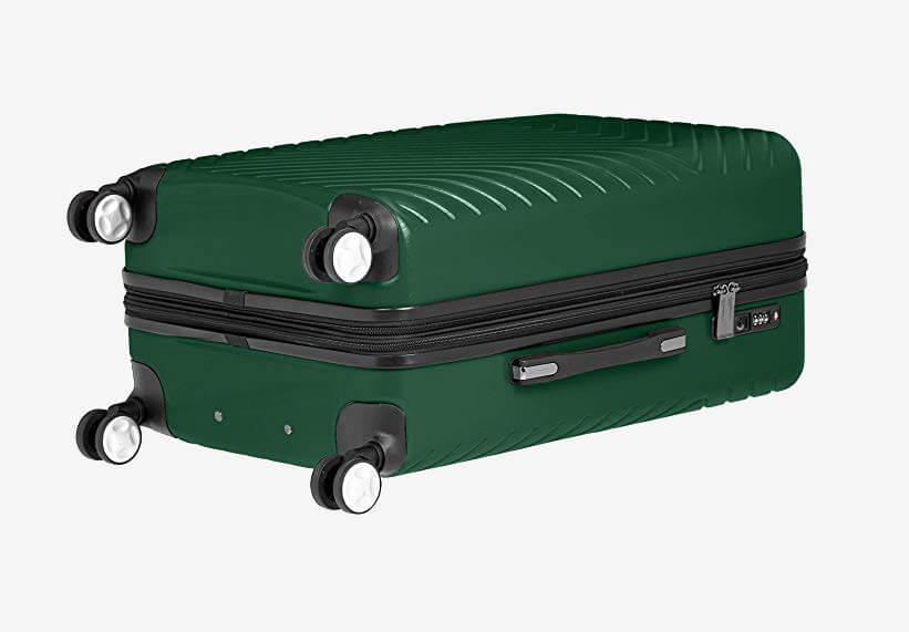 AmazonBasics 3-Piece Large suitcase