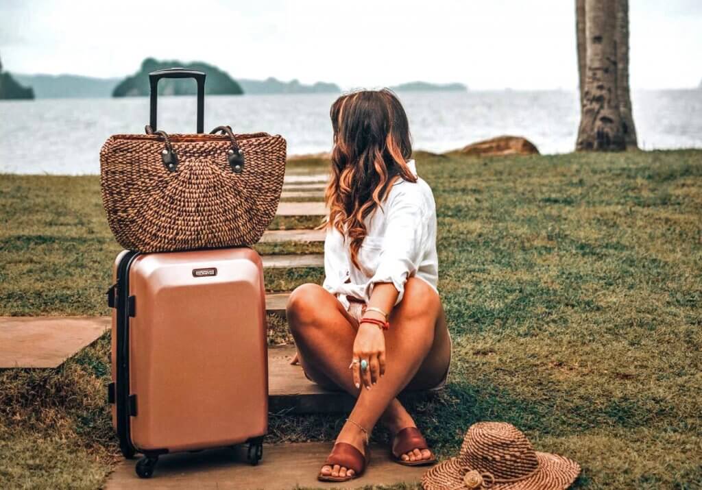 American Tourister Moonlight on the beach