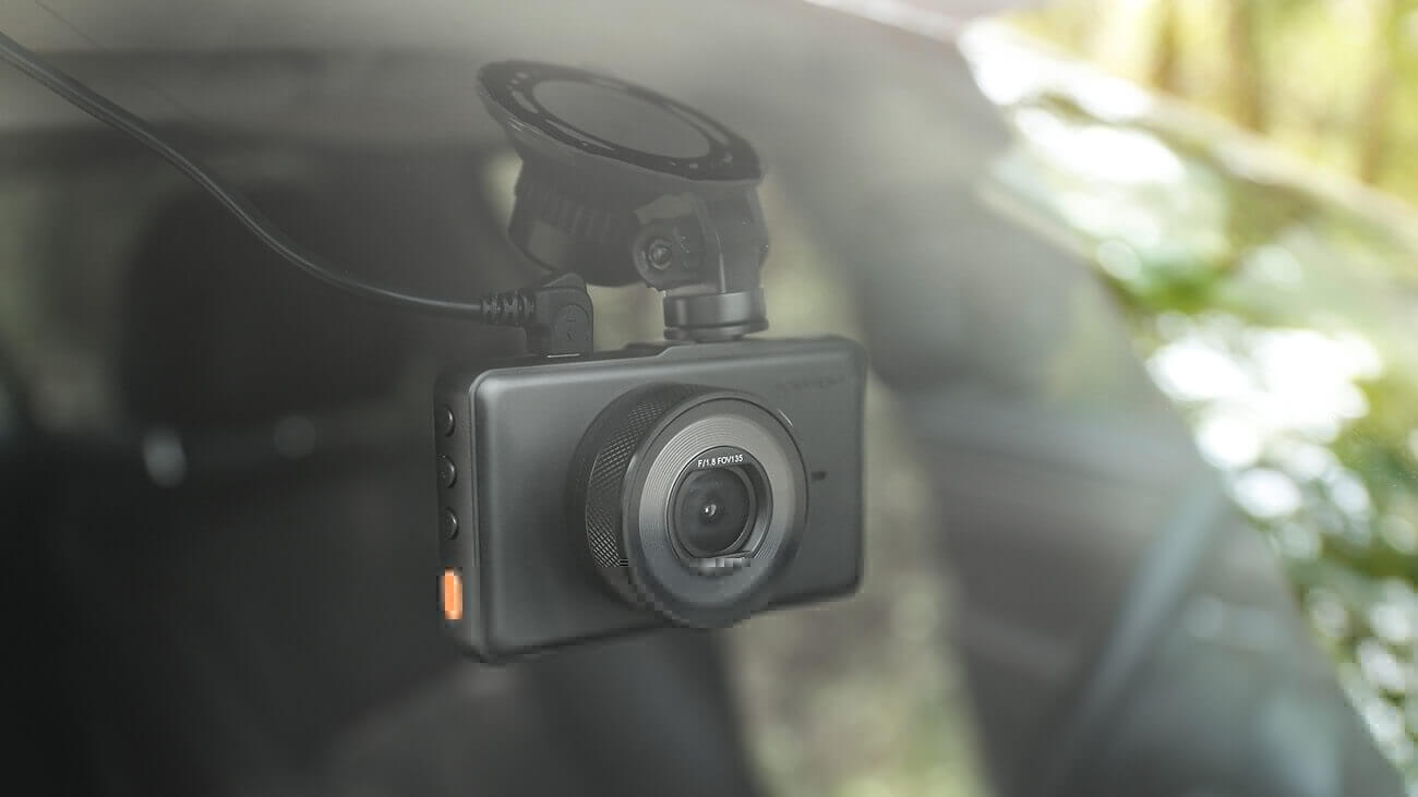 APEMAN C450 Series A Dash Cam in the car
