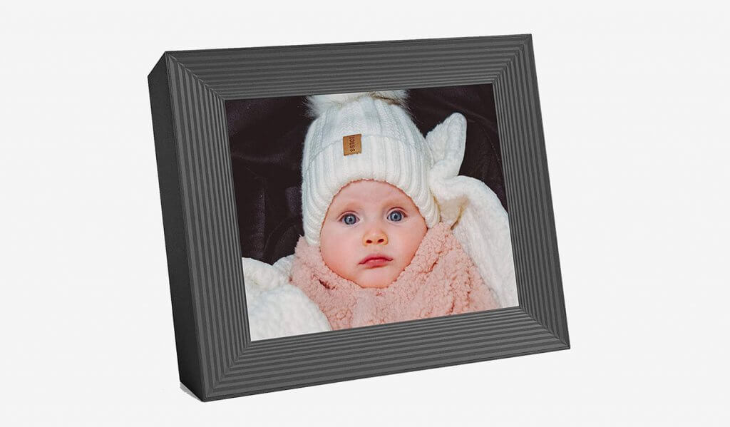 Aura Frames Digital Picture Frame