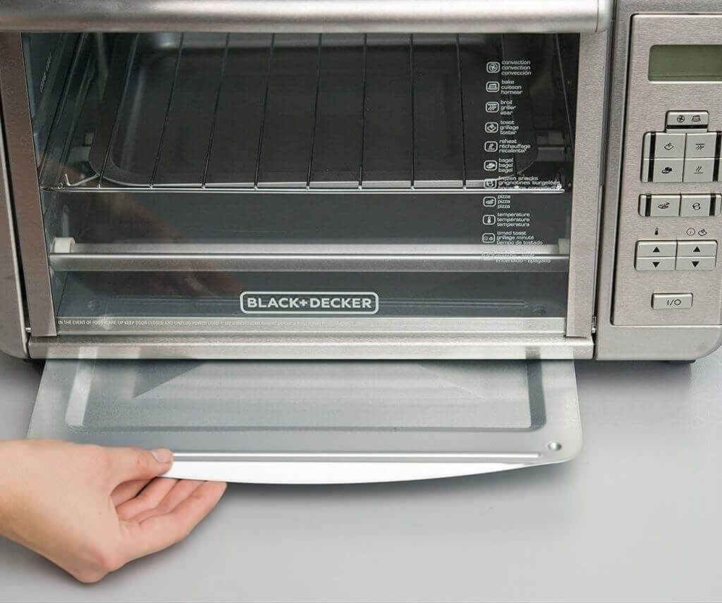 BLACK+DECKER B00QNUBM12 6-Slice Digital Convection Countertop Toaster Oven
