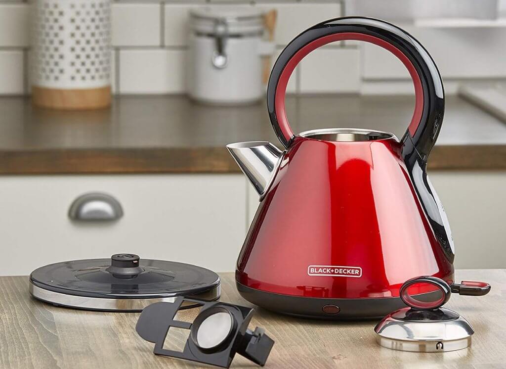 BLACK+DECKER Electric Cordless Kettle in the kitchen