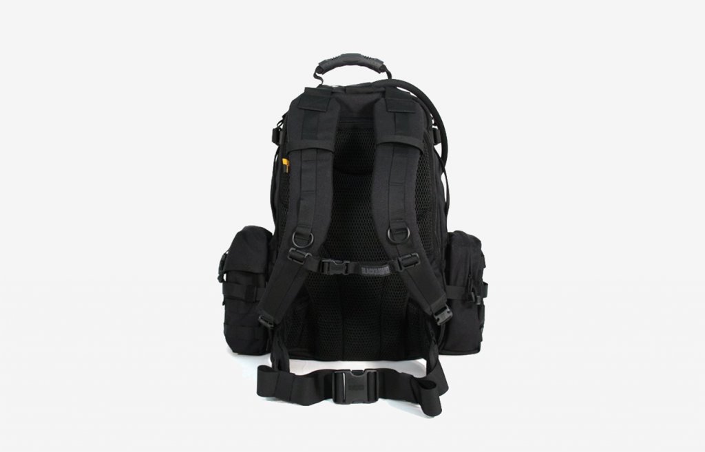 BLACKHAWK! Titan Hydration Pack