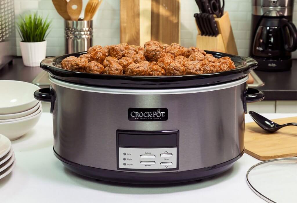 Crock-Pot Slow Cooker used to prepare meat balls