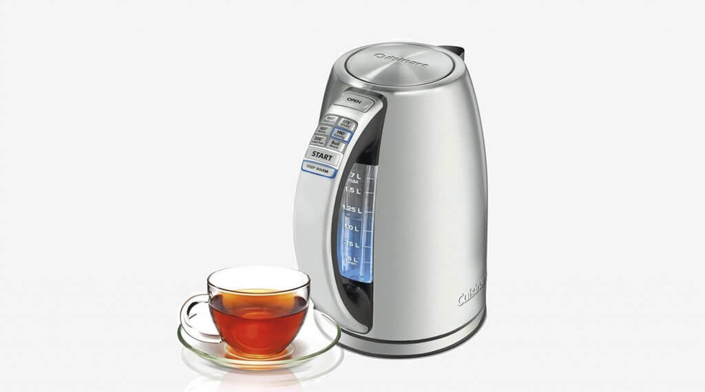 Cuisinart CPK-17 PerfecTemp and a cup of fresh tea