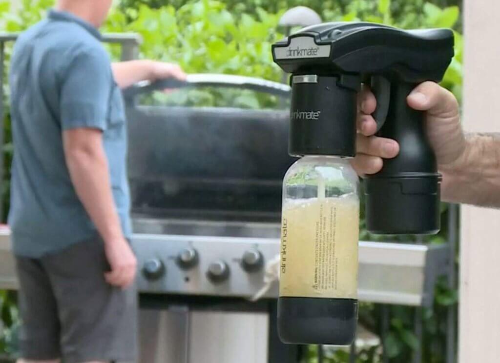 Portable DrinkMate Spritzer used outdoors