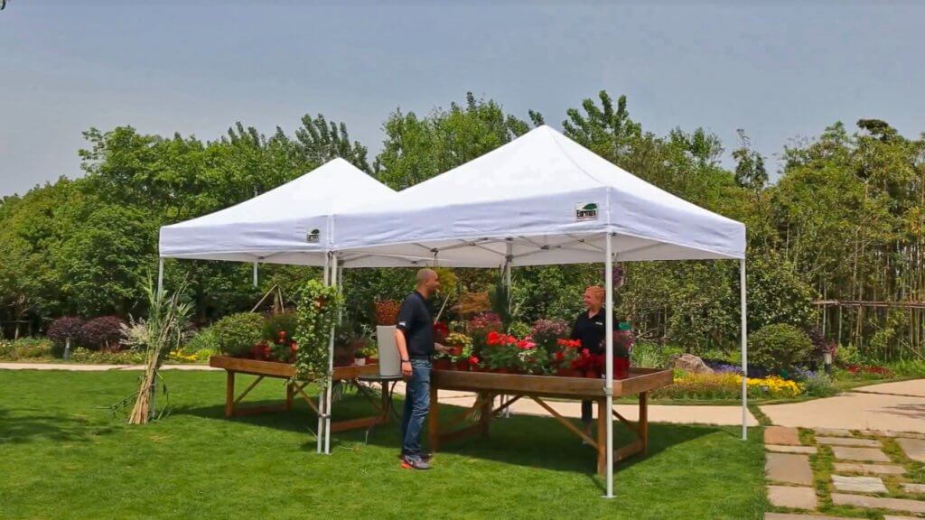 Eurmax 10’x10’ EZ Pop-up Tent in garden