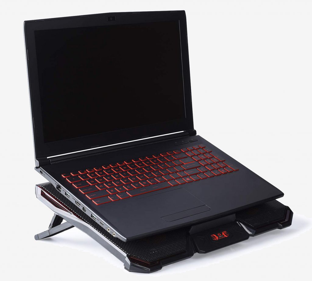 Game Lab Cyclone E-Sport LED Cooling Pad with laptop