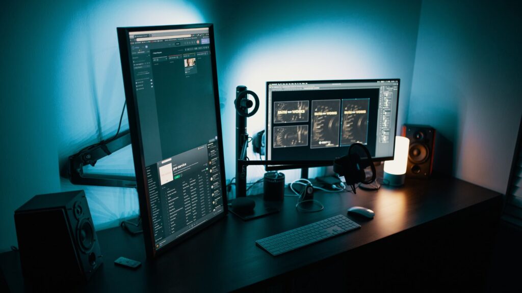 Gaming Monitor Statistics