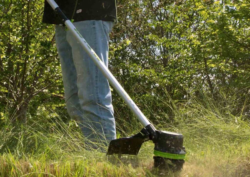 GreenWorks ST80L210 80V in action