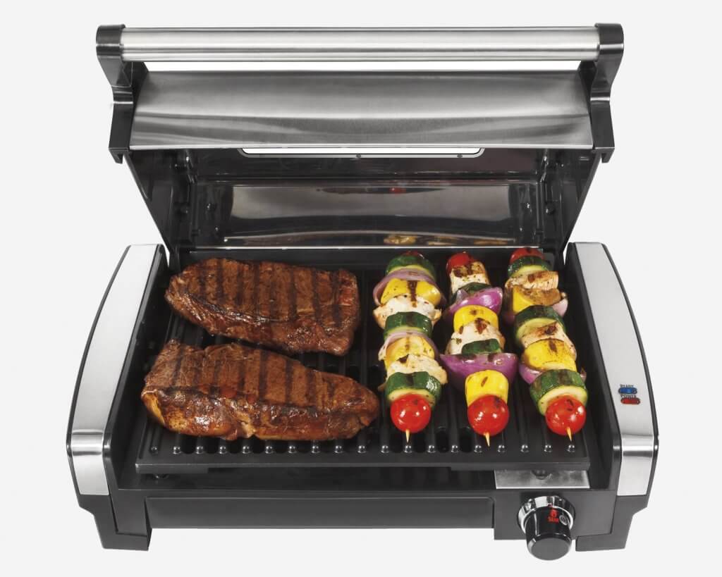 Hamilton Beach (25361) Electric Indoor Grill in action
