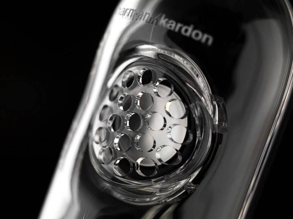 Harman Kardon Soundsticks III close-up