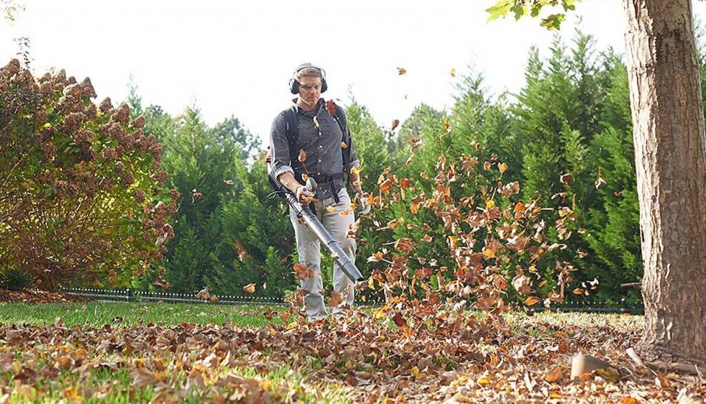 Husqvarna 150BT, 50.2cc 2-Cycle Gas-Powered Leaf Blower