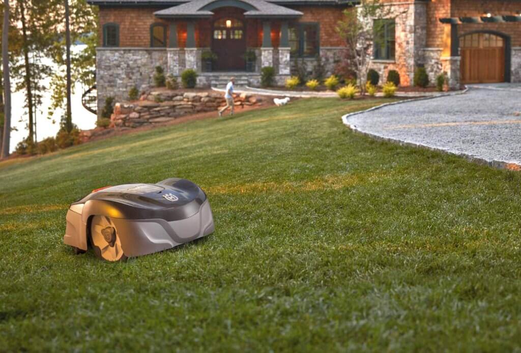 Husqvarna AUTOMOWER 115H on the lawn