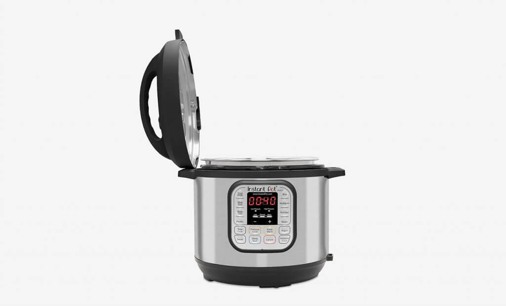 INSTANT POT DUO60 with open lid