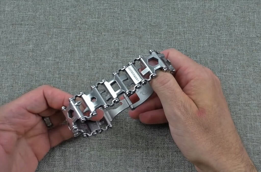 Leatherman Tread Bracelet Multi-Tool screw driver