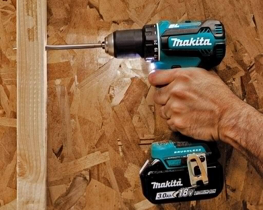Makita 18V LXT Brushless Drill & Driver (XFD131) with LED light