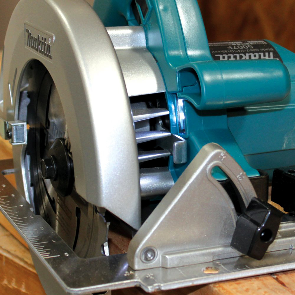 Makita 5007F Circular Saw close-up