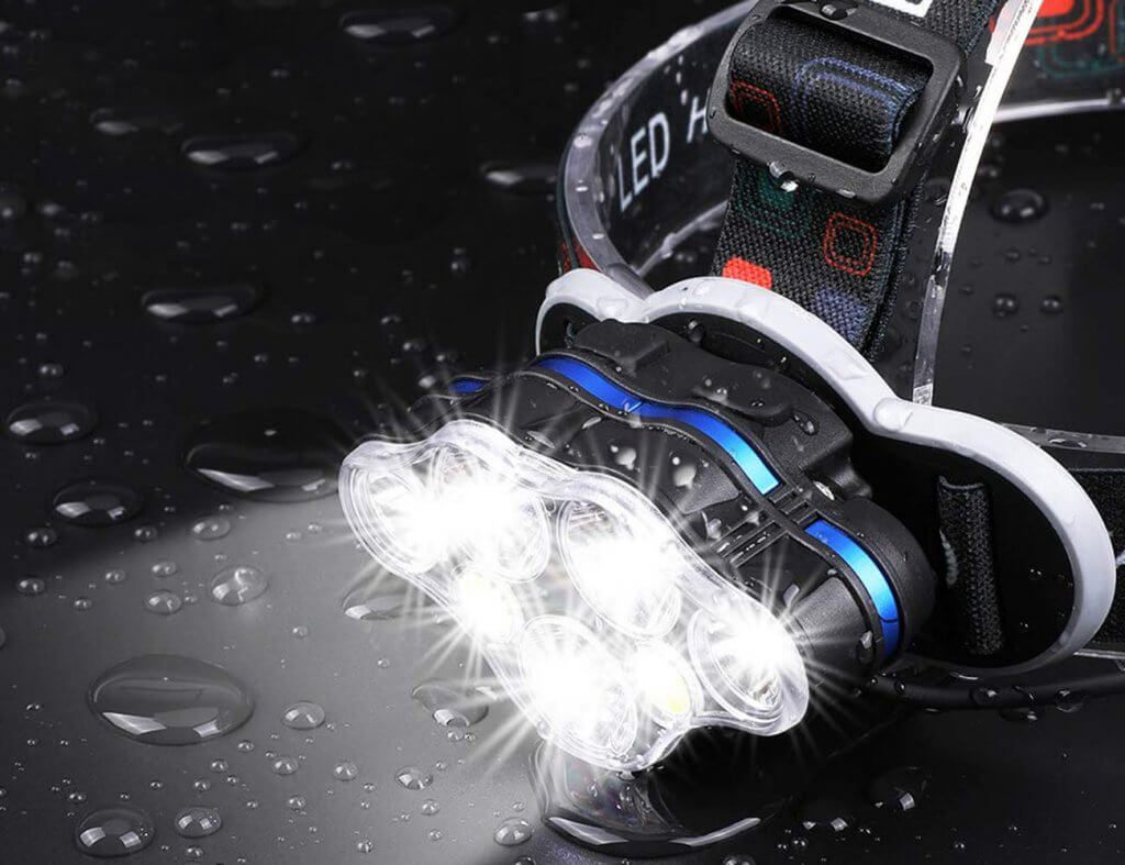 MOICO 7-LED Headlampmp in the dark