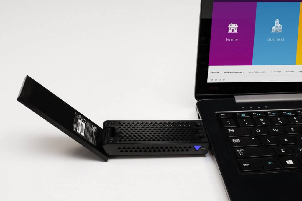 Netgear Nighthawk AC1900 A7000 WiFi USB Wireless Adapter on Laptop