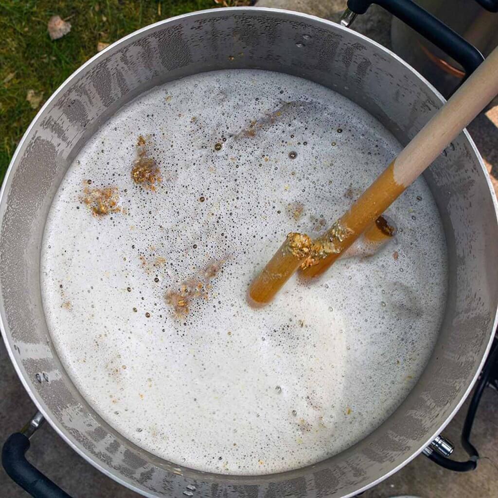 How to brew beer with the Northern Brewer Deluxe Homebrew Starter Kit