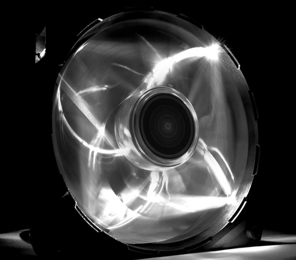 NZXT Technologies RF-FZ120-W1 spinning