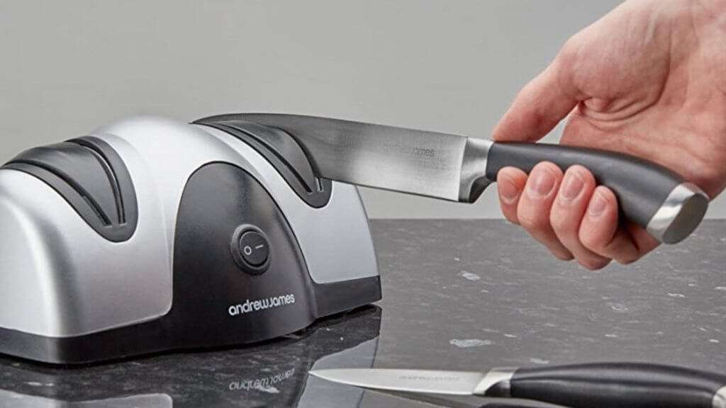 5 Presto 08800 EverSharp on kitchen countertop