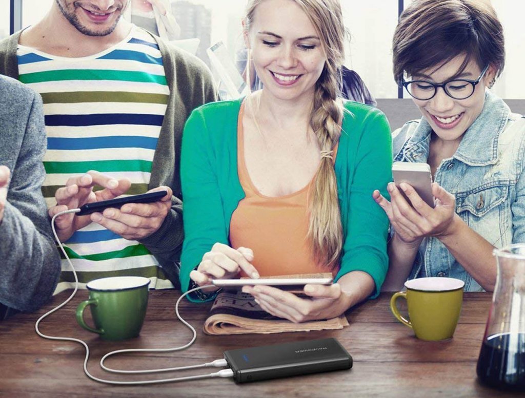 RAVPower Portable Power Bank 20,000 mAh in use