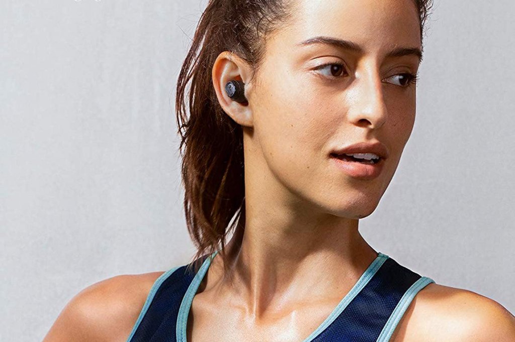 runner wearing the Anker Soundcore Liberty Lite Wireless Earbuds