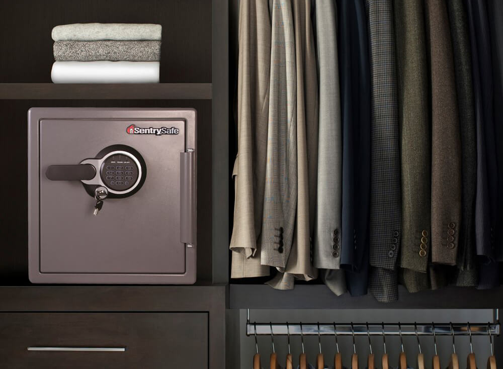 SentrySafe SFW123GDC Fireproof Home Safe