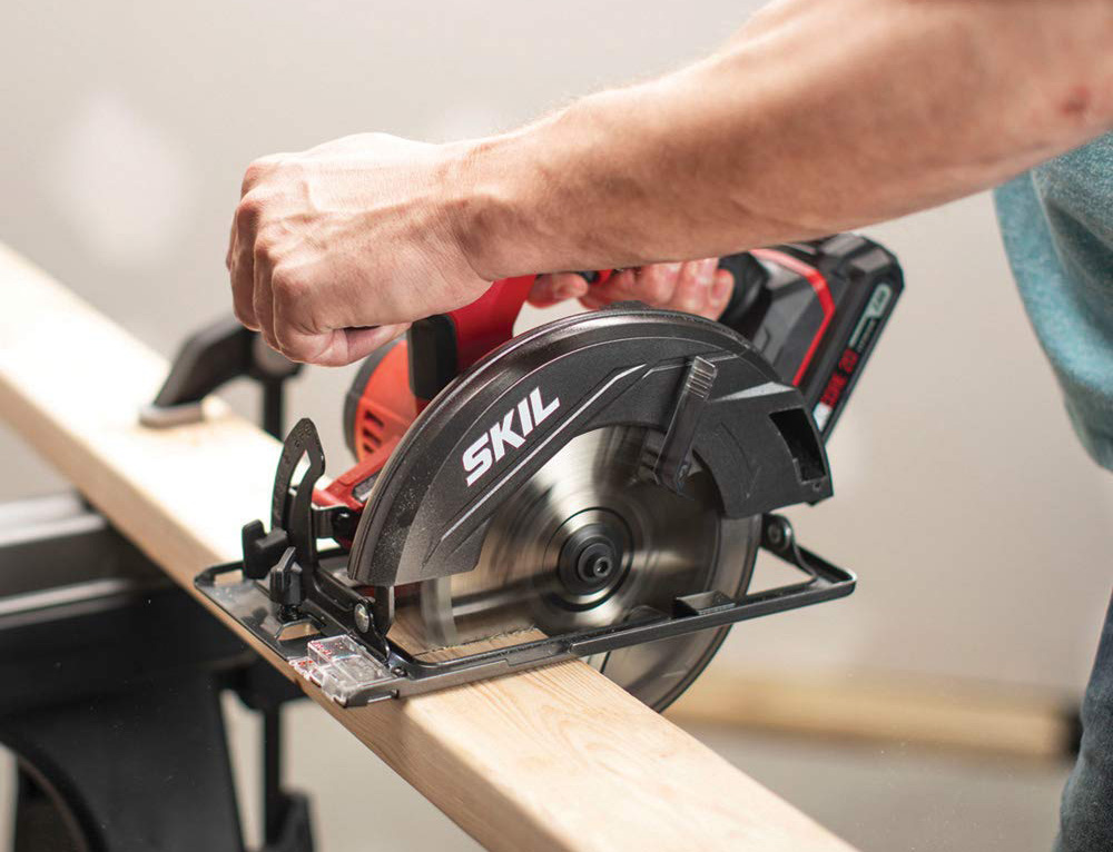 SKIL 20V 6-12 Inch Cordless Circular Saw on wood