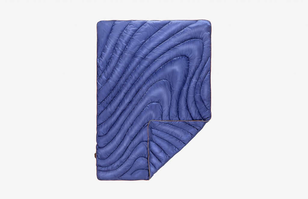 Theraplume Camping Blanket
