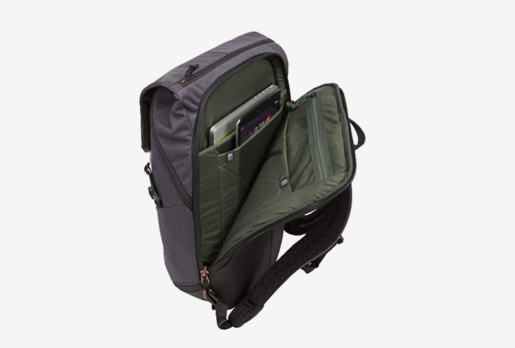 Thule Unisex Vea Backpack Open