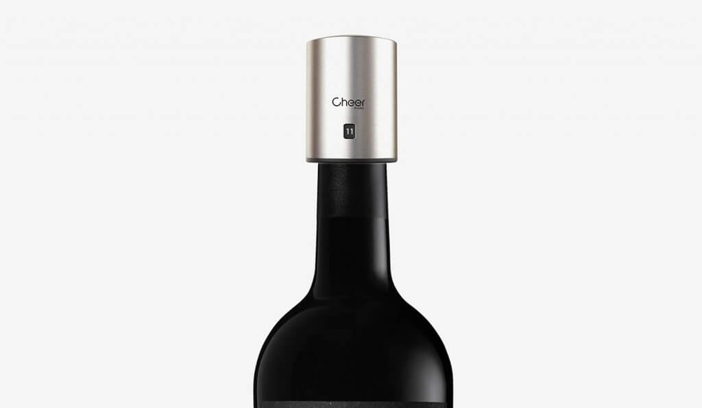 Wine Vacuum Stopper By Cheer on wine bottle