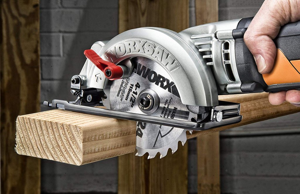 WORX Worxsaw 4-12 Inch Compact Circular Saw WX429L close-up
