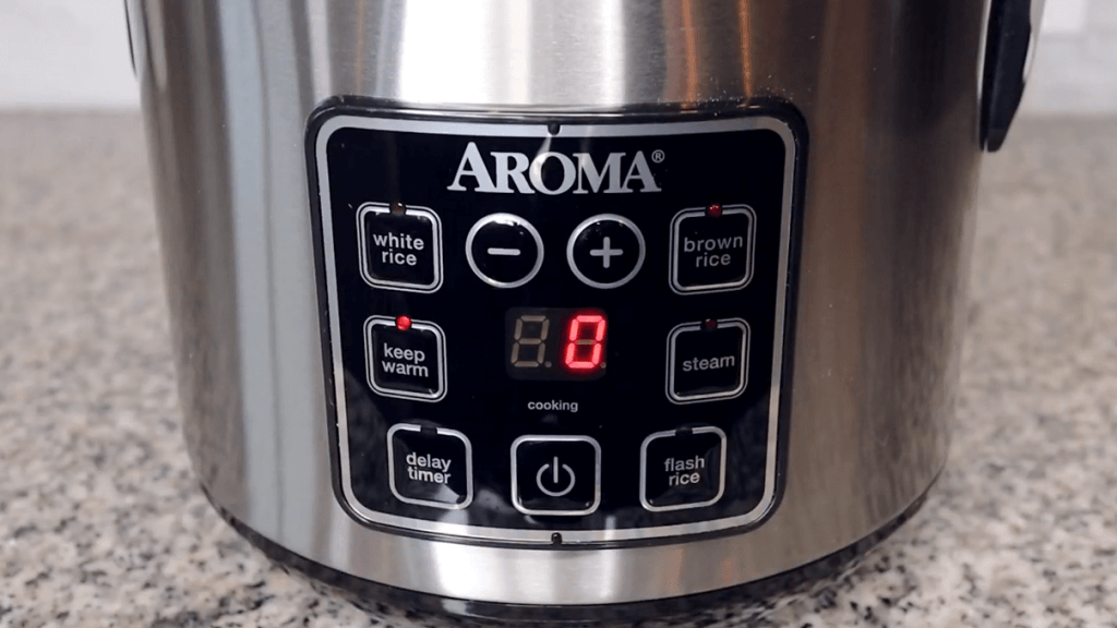 Aroma Housewares ARC-914SBD display
