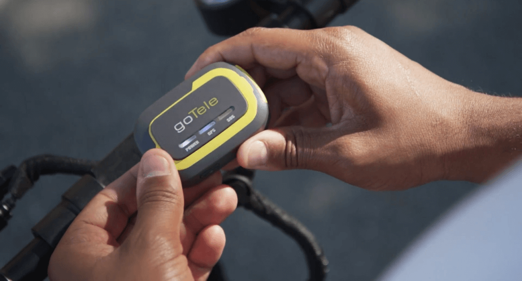 goTele GPS Tracker used outdoors