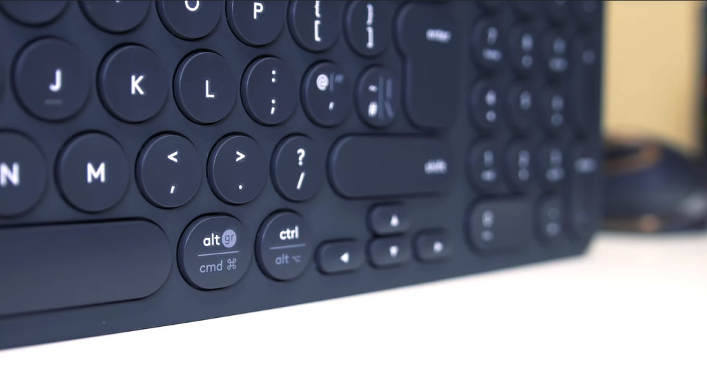 Logitech K780 keys close-up
