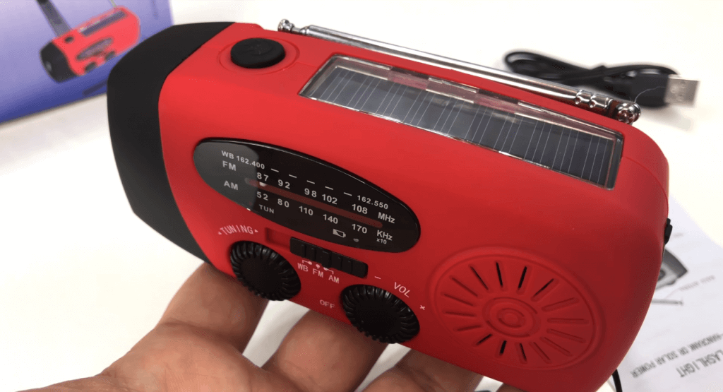 Running Snail radio unboxed