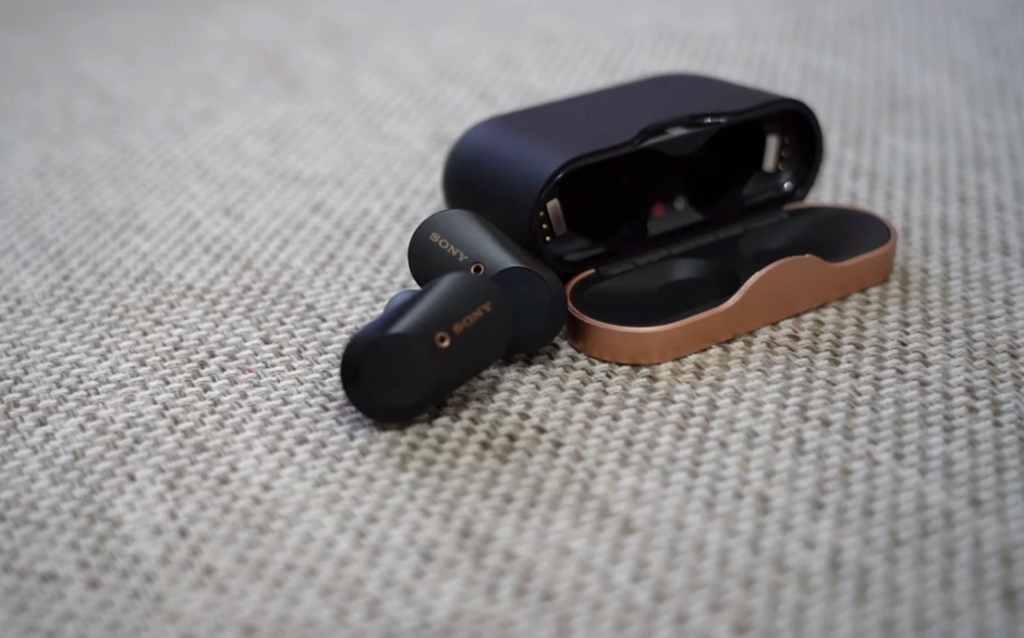 Sony WF-1000XM3 Wireless Earbuds unboxed