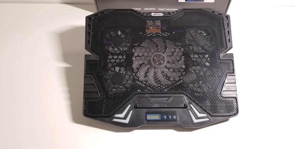 TopMate C7 Gaming Laptop Cooling Pad open turned off